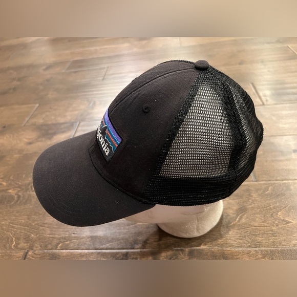 Patagonia Mens Black Patch Adjustable Snapback Trucker Hat Baseball Cap - Picture 3 of 7